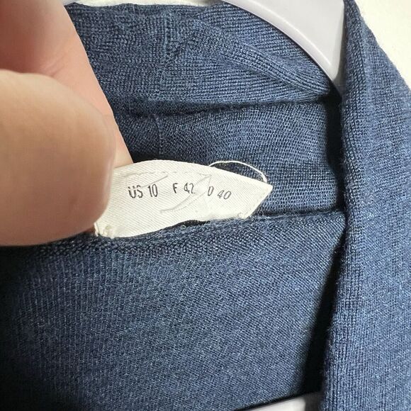 Akris Punto Wool Cardigan Sweater Womens Size 10 Pockets Snap Closure *Holes* - Picture 16 of 16